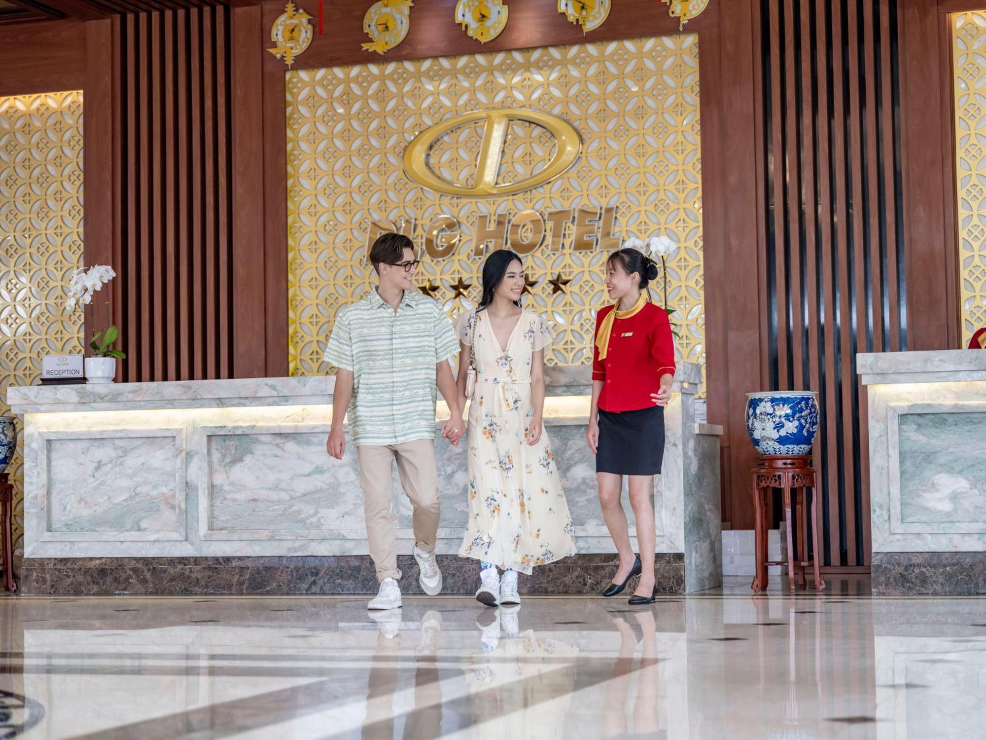 Dlg Hotel Danang Экстерьер фото Lobby