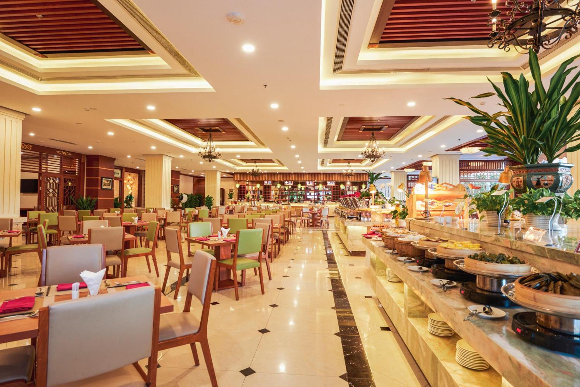 Dlg Hotel Danang Экстерьер фото The restaurant